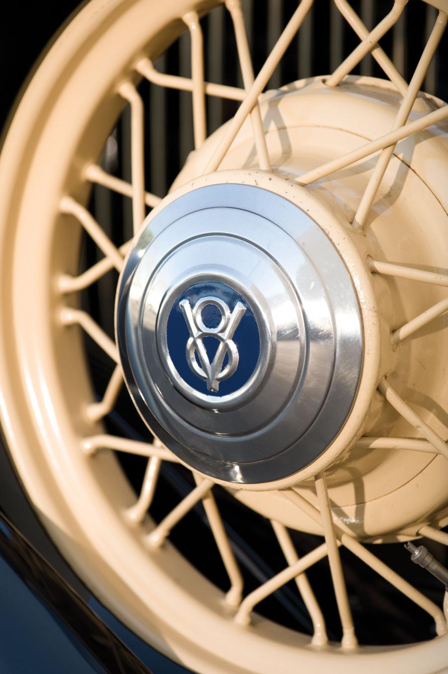  Ford V8 DeLuxe Roadster 1932 года  (фото 35 из 41)